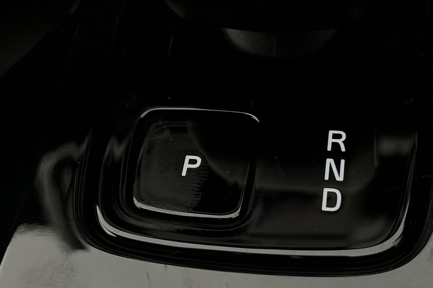 Used Volvo XC40 2025 for sale - 76024843: Photo 24