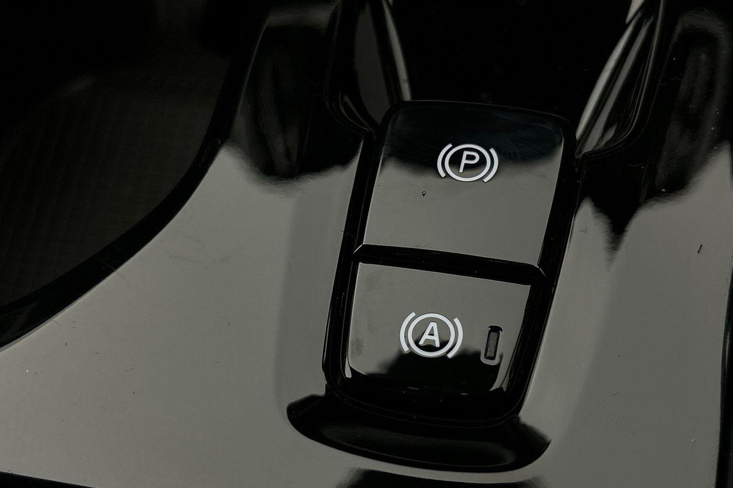 Used Volvo XC40 2025 for sale - 76024843: Photo 25