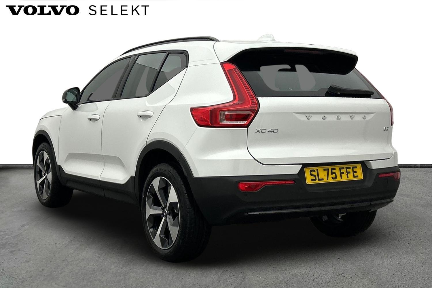 Used Volvo XC40 2025 for sale - 76024843: Photo 4