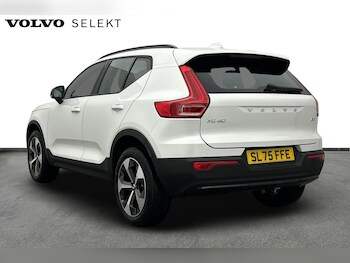 Used Volvo XC40 2025 for sale - 76024843: Photo 4