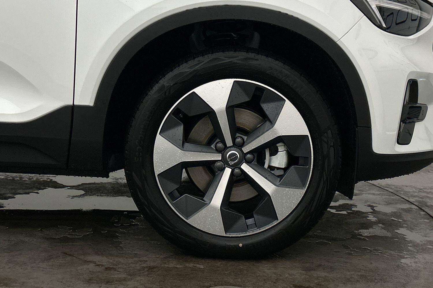 Used Volvo XC40 2025 for sale - 76024843: Photo 6