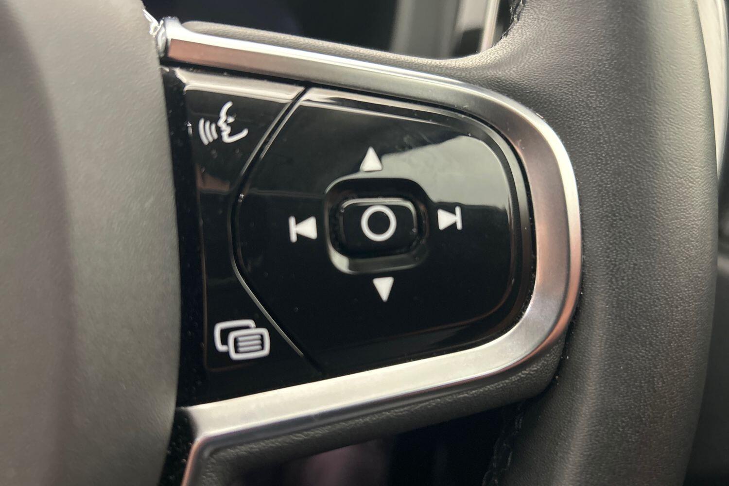 Used Volvo XC60 2022 for sale - 76159080: Photo 13