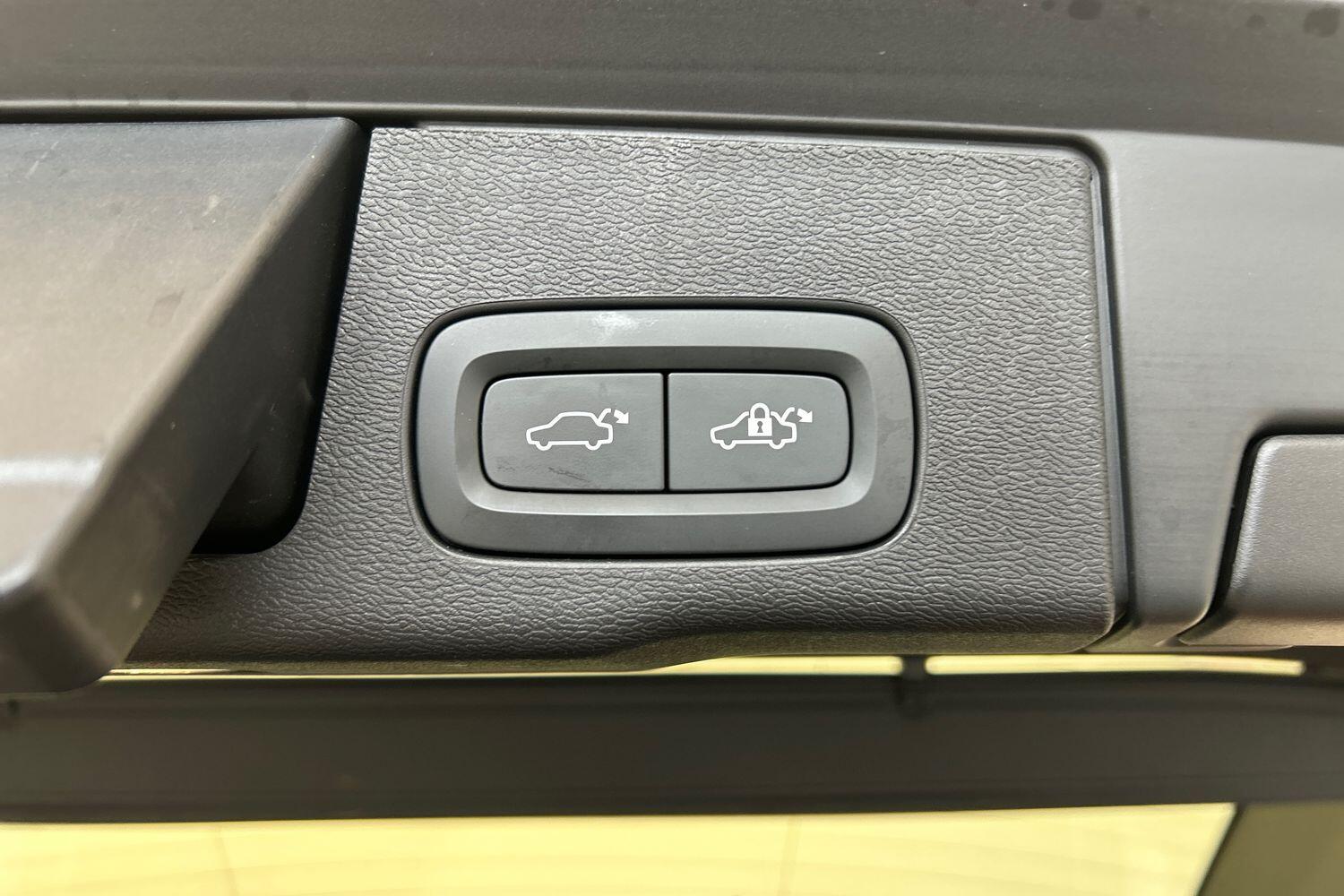 Used Volvo XC60 2022 for sale - 76159080: Photo 23