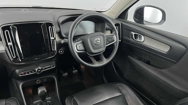 Used Volvo XC40 2022 for sale - 76199817: Photo 8