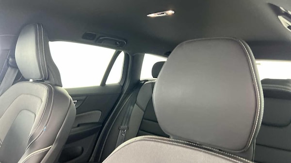 Used Volvo V60 2021 for sale - 76200096: Photo 11
