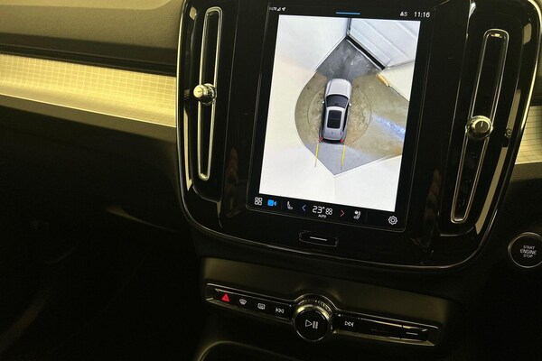 Used Volvo XC40 2023 for sale - 75601085: Photo 17