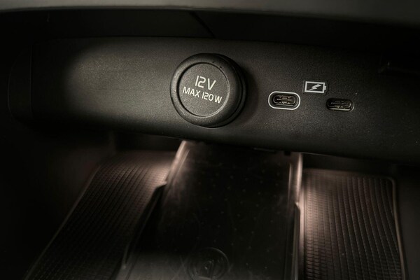 Used Volvo XC40 2023 for sale - 75601085: Photo 22