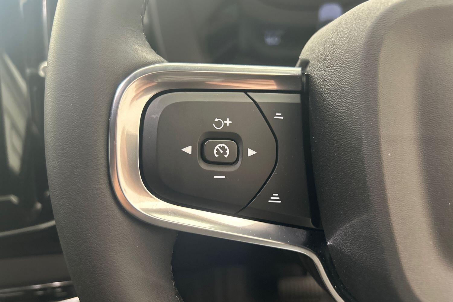 Used Volvo XC40 2025 for sale - 76012889: Photo 12