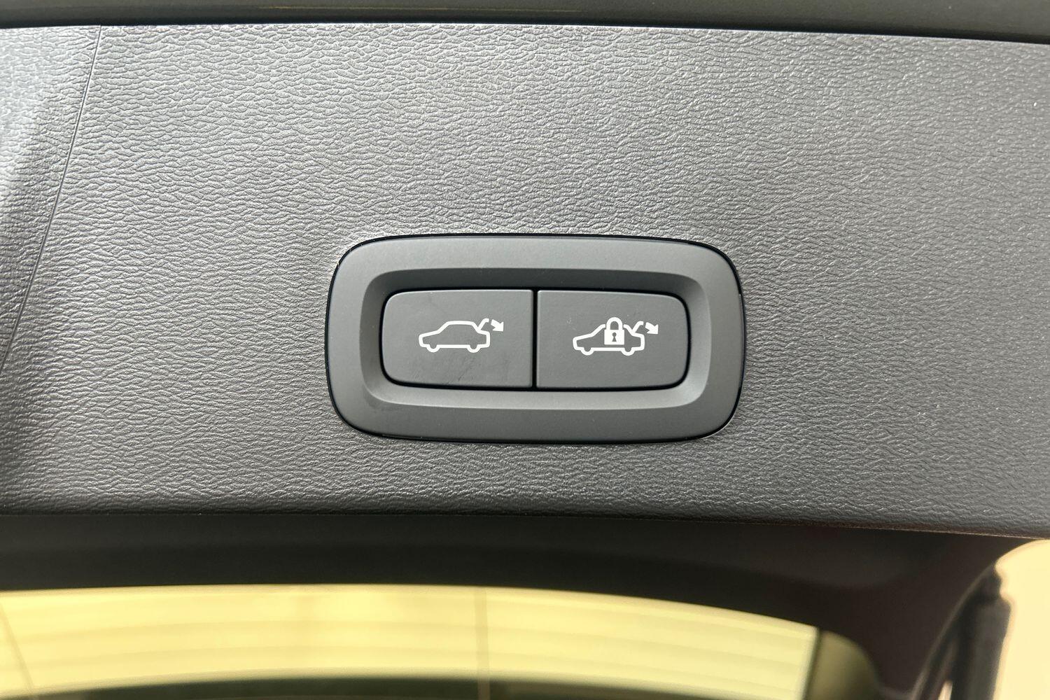 Used Volvo XC40 2025 for sale - 76012889: Photo 23