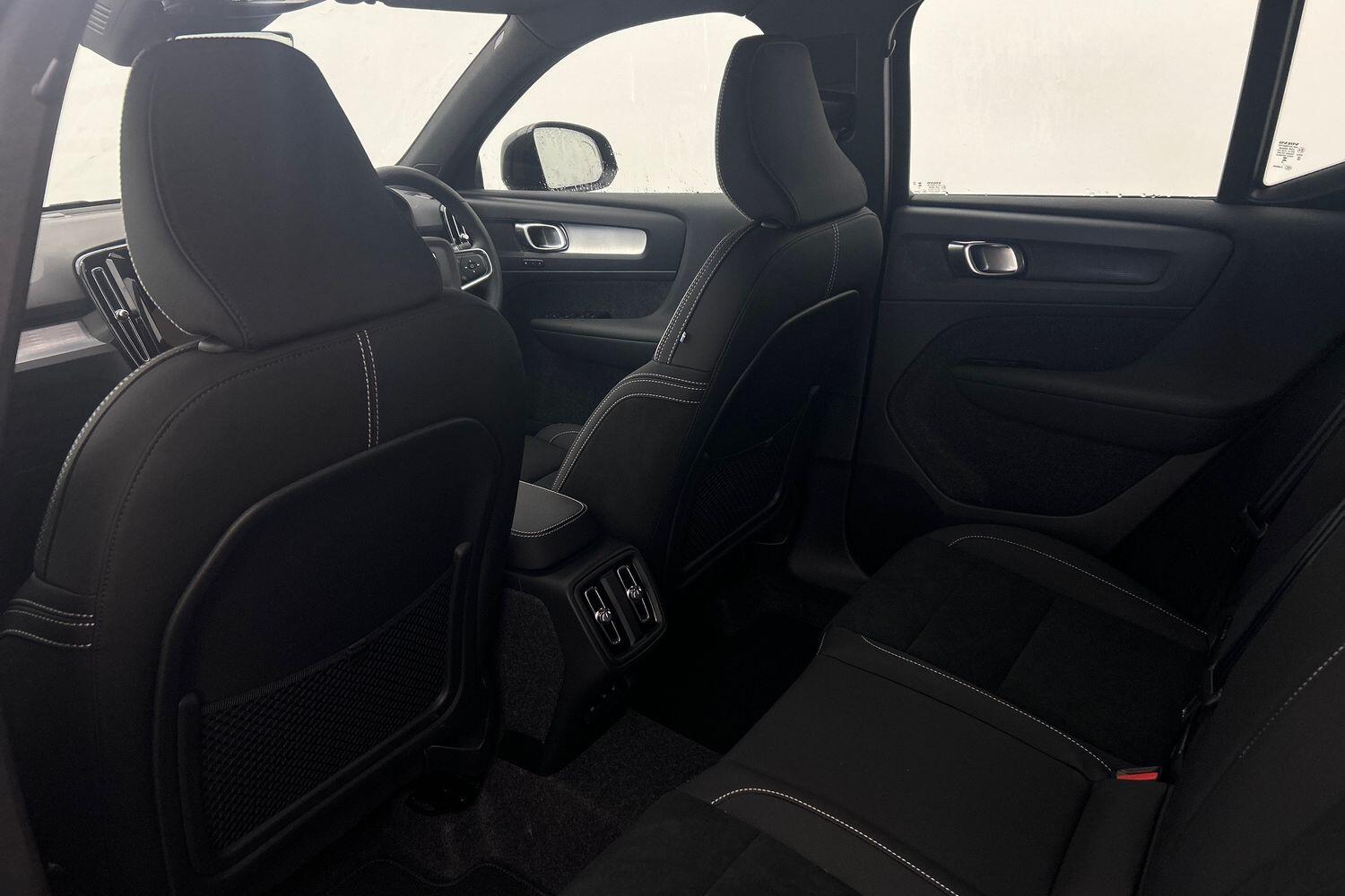 Used Volvo XC40 2025 for sale - 76012889: Photo 24