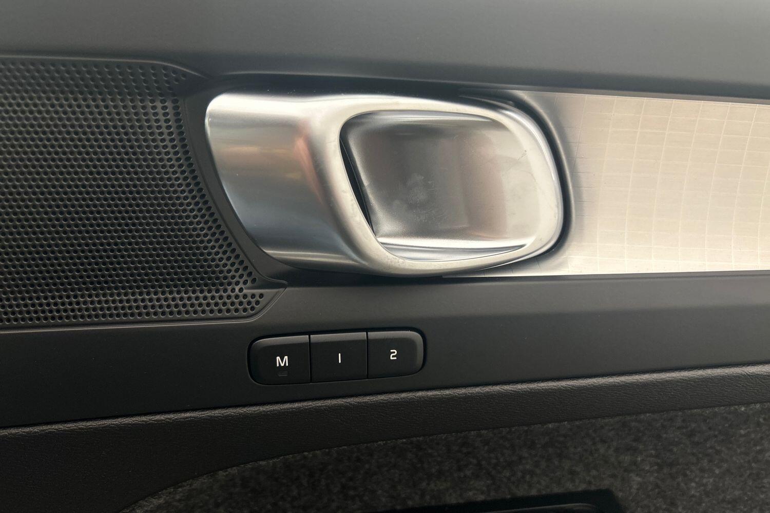 Used Volvo XC40 2025 for sale - 76012889: Photo 28