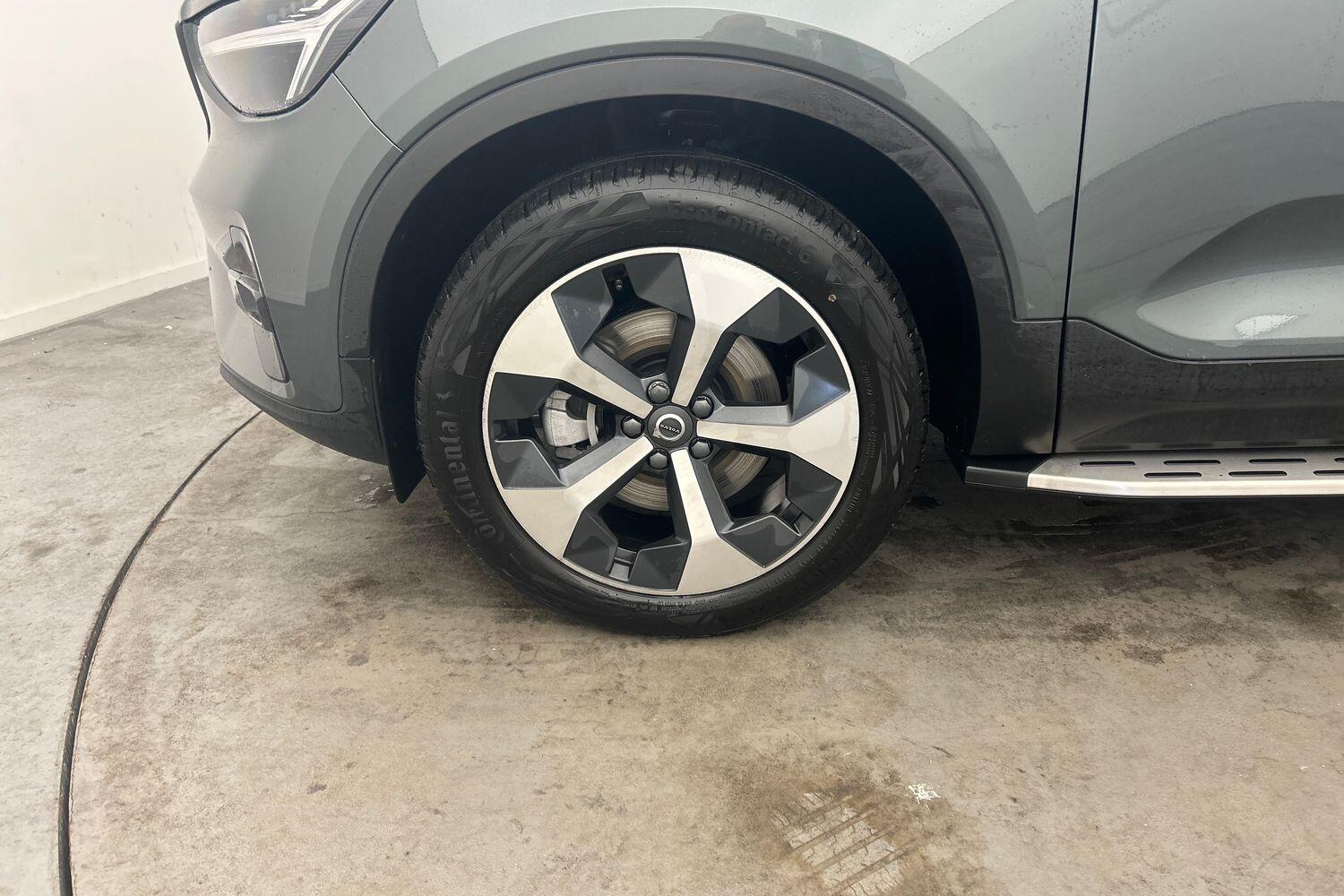 Used Volvo XC40 2025 for sale - 76012889: Photo 6