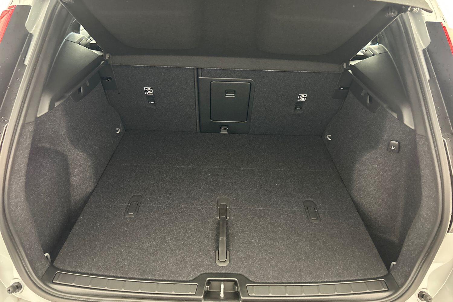 Used Volvo XC40 2025 for sale - 76013535: Photo 8