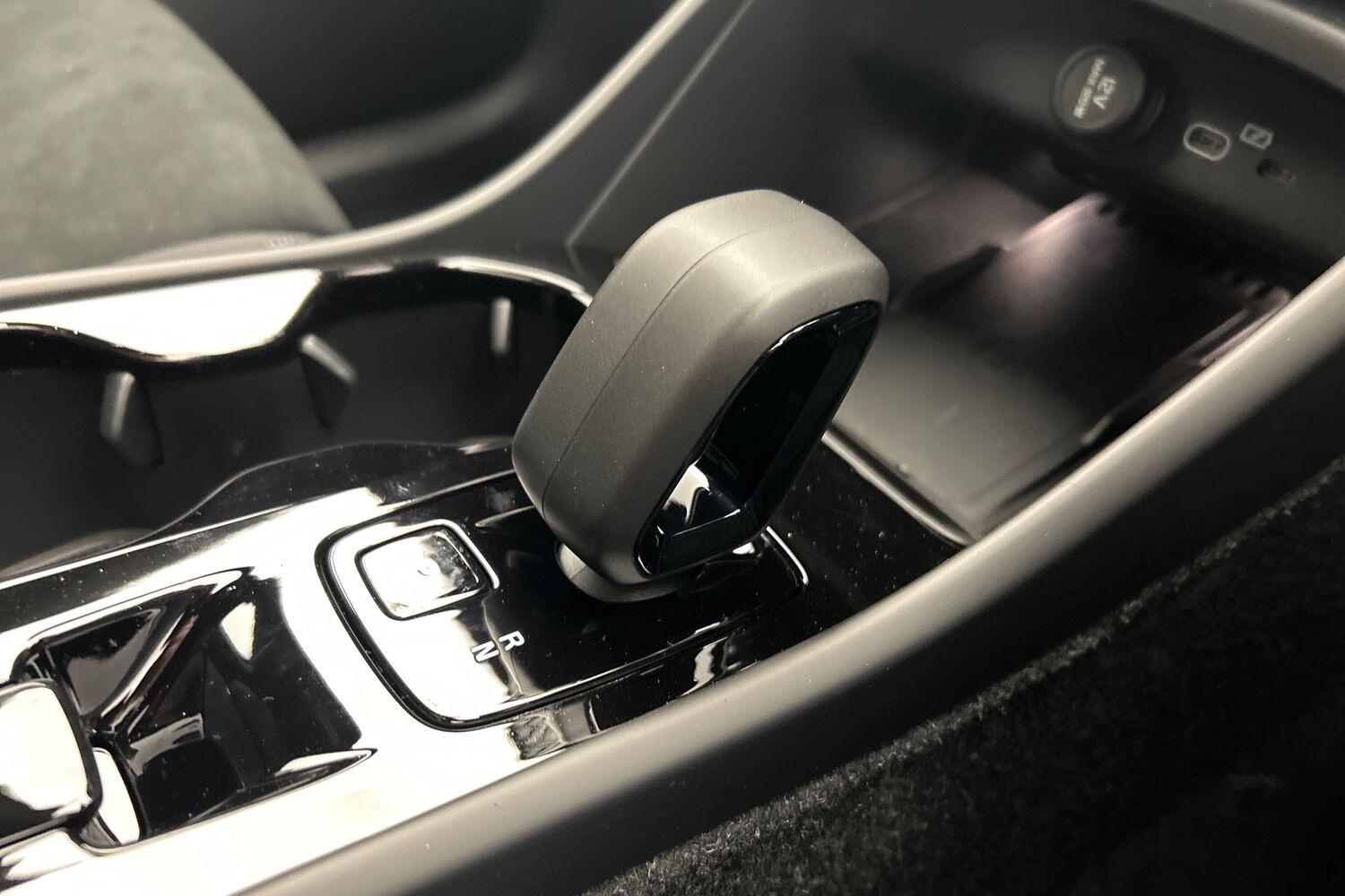 Used Volvo XC40 2025 for sale - 76152630: Photo 14