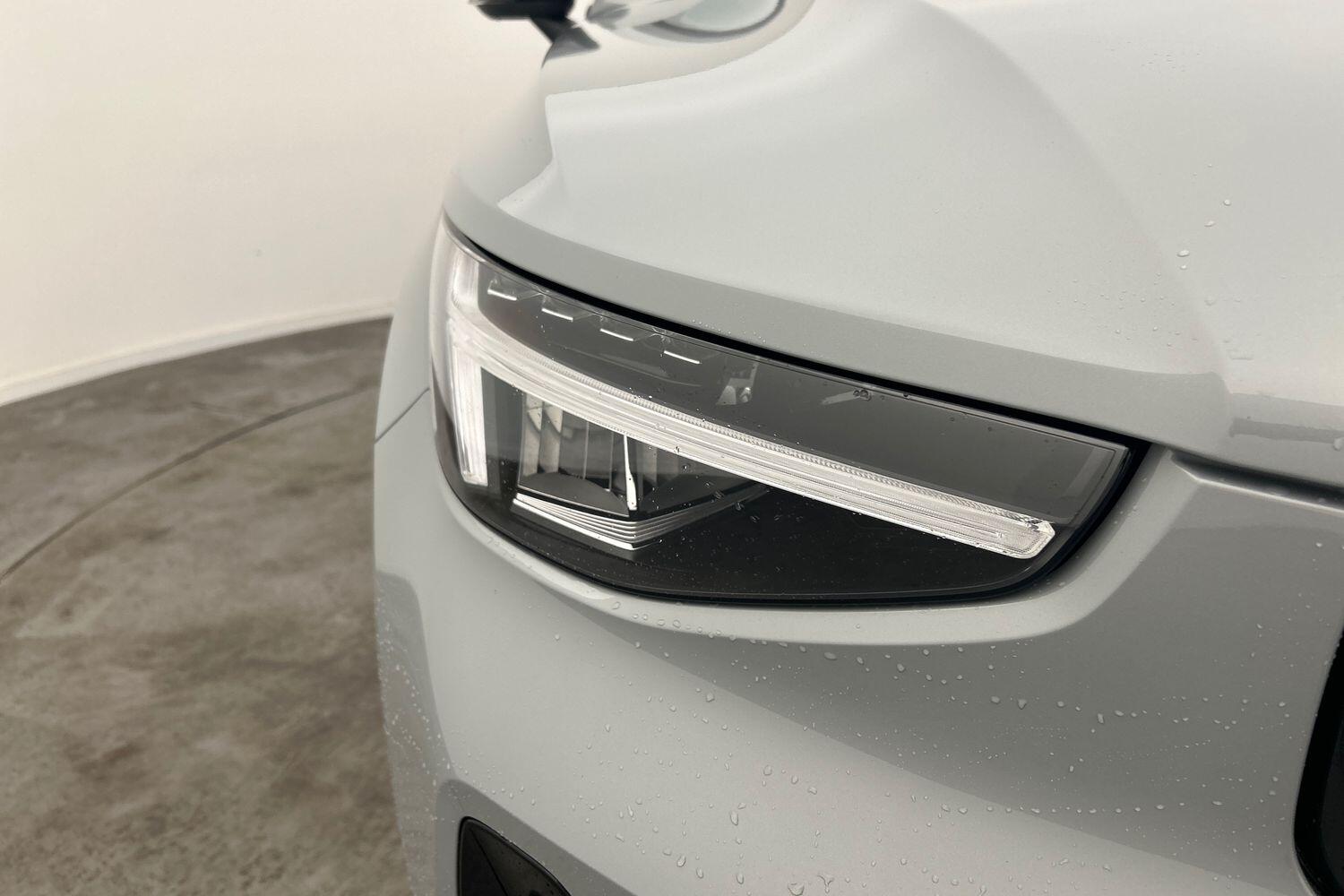 Used Volvo XC40 2025 for sale - 76152630: Photo 19