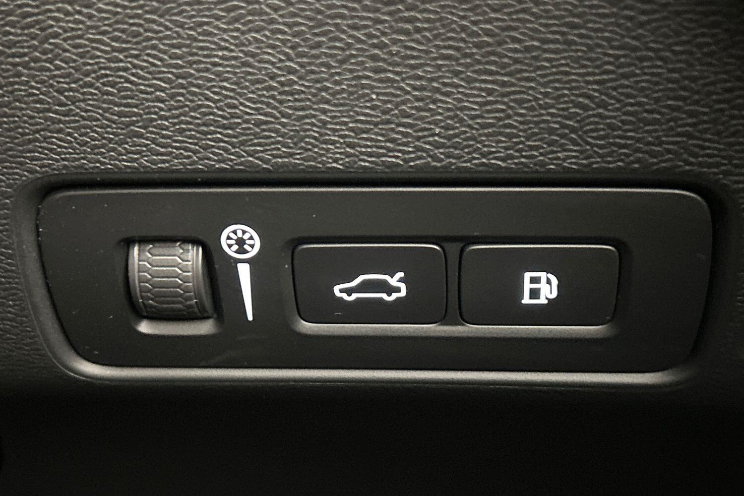 Used Volvo XC40 2023 for sale - 76071961: Photo 25
