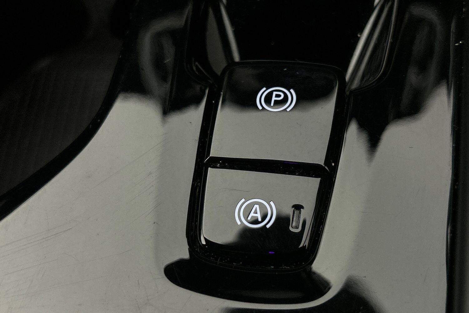 Used Volvo XC40 2023 for sale - 76071961: Photo 26