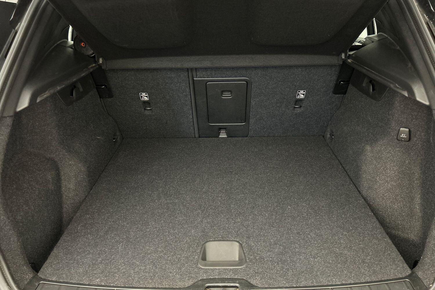 Used Volvo XC40 2023 for sale - 76071961: Photo 8
