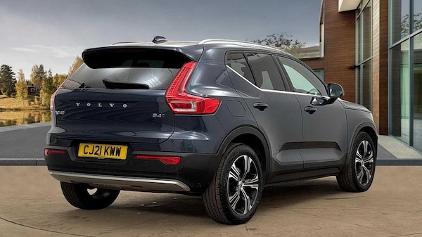 Used Volvo XC40 2021 for sale - 76239192: Photo 3