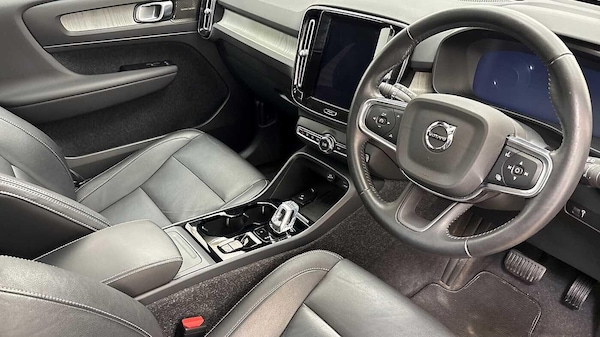 Used Volvo XC40 2021 for sale - 76239192: Photo 9