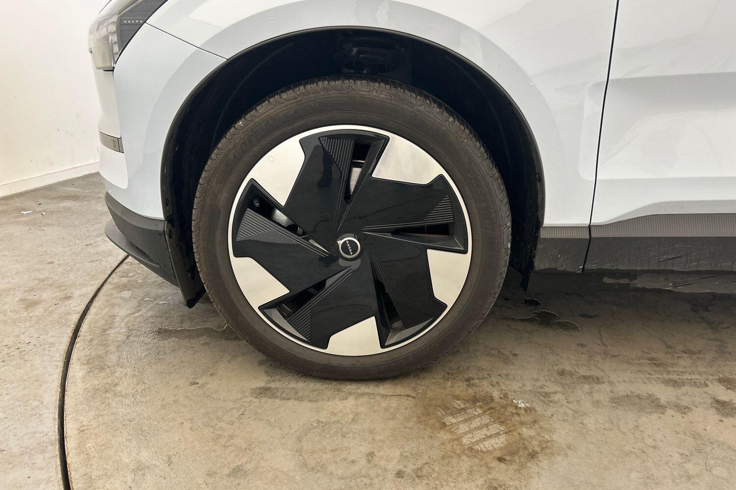 Used Volvo EX30 2025 for sale - 76032146: Photo 6