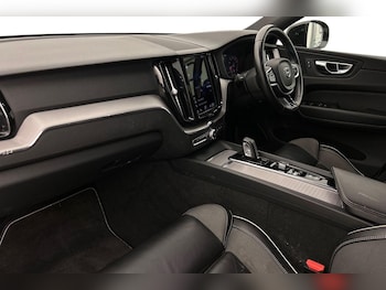 Used Volvo XC60 2021 for sale - 75060263: Photo