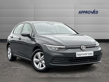 Volkswagen - Golf