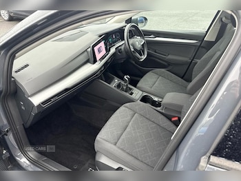 Used Volkswagen Golf 2022 for sale - 76123275: Photo