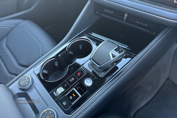 Used Volkswagen Touareg 2025 for sale - 77204458: Photo 10