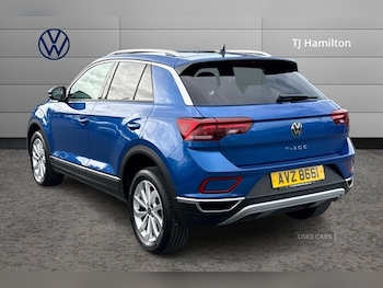 Used Volkswagen T-Roc 2023 for sale - 75721087: Photo