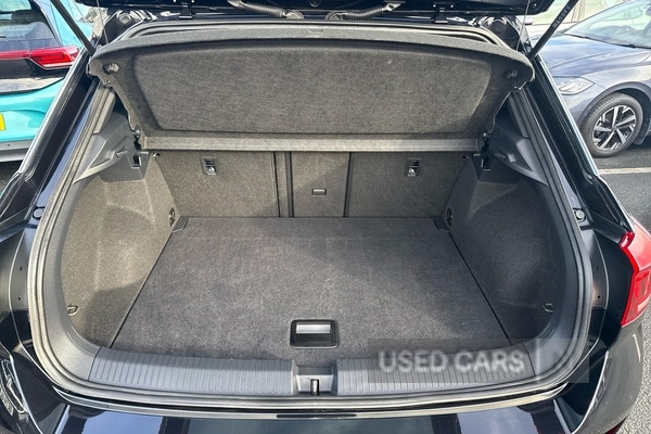 Used Volkswagen T-Roc 2023 for sale - 77560317: Photo 12