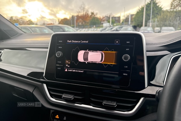 Used Volkswagen T-Roc 2024 for sale - 76486396: Photo 9