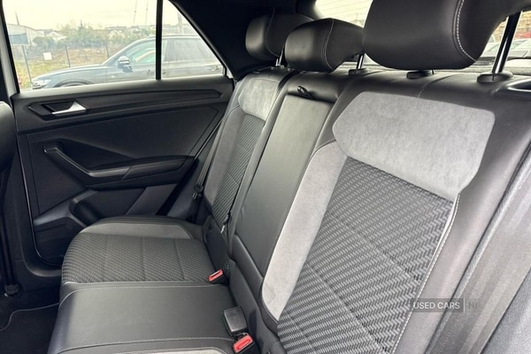 Used Volkswagen T-Roc 2019 for sale - 74325356: Photo 11