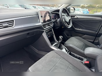 Used Volkswagen T-Roc 2024 for sale - 78388551: Photo