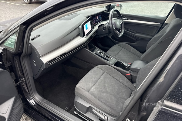 Used Volkswagen Golf 2023 for sale - 76998762: Photo 2