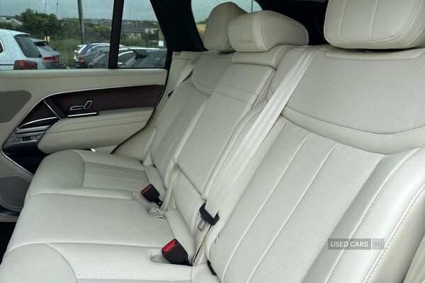 Used Land Rover Range Rover 2024 for sale - 75162645: Photo 11
