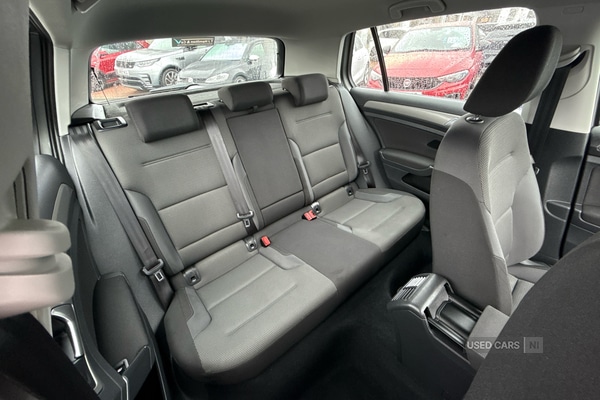 Used Volkswagen Golf 2016 for sale - 76500319: Photo 11