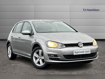 Volkswagen - Golf