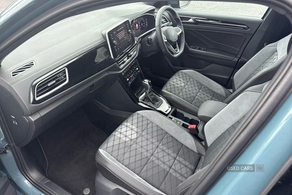 Used Volkswagen T-Roc 2025 for sale - 76500200: Photo 2