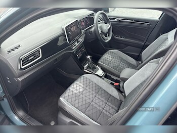 Used Volkswagen T-Roc 2025 for sale - 76500200: Photo