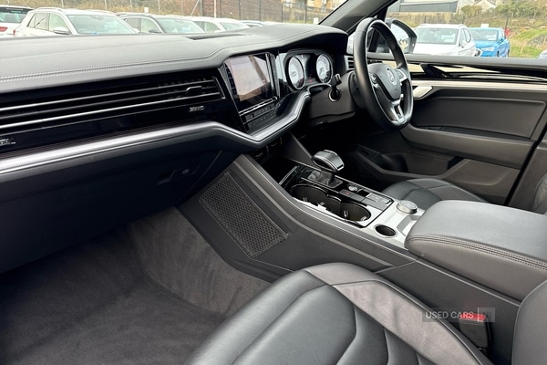 Used Volkswagen Touareg 2019 for sale - 77156901: Photo 2