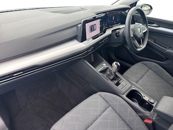 Used Volkswagen Golf 2023 for sale - 78898966: Photo