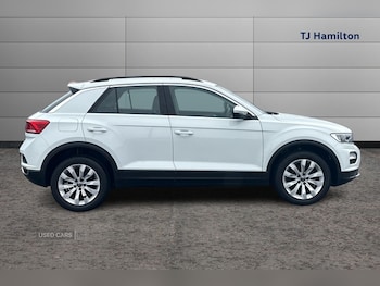 Used Volkswagen T-Roc 2021 for sale - 77941019: Photo