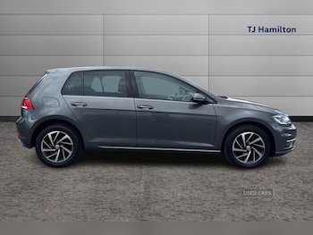 Used Volkswagen Golf 2019 for sale - 78246124: Photo