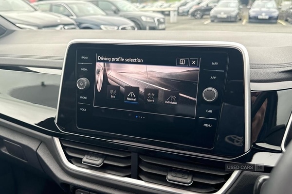 Used Volkswagen T-Roc 2024 for sale - 76327427: Photo 21
