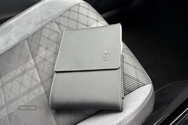 Used Volkswagen T-Roc 2024 for sale - 76260824: Photo 21