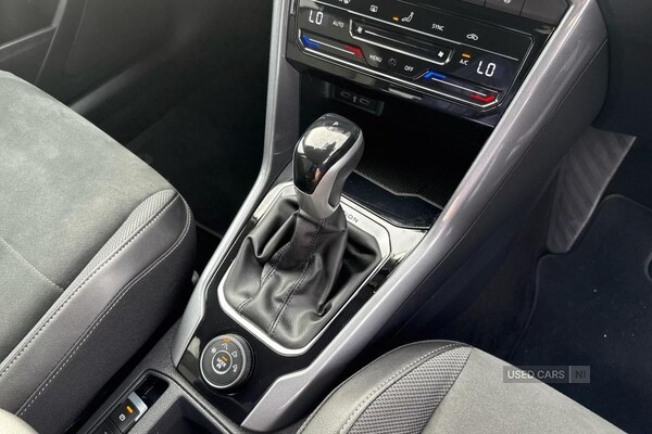 Used Volkswagen T-Roc 2022 for sale - 76032958: Photo 10