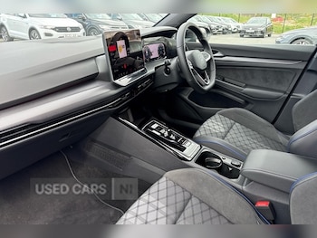 Used Volkswagen Golf 2025 for sale - 78349099: Photo