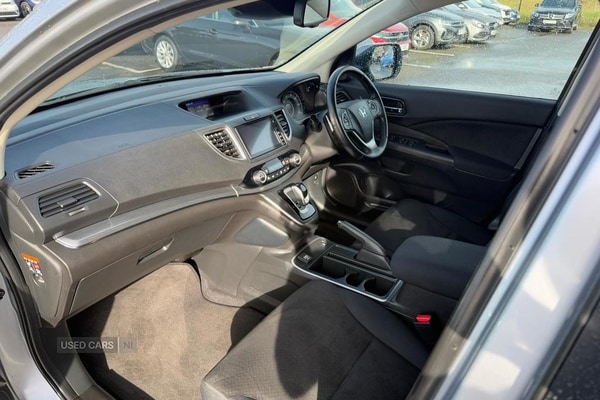 Used Honda CR-V 2017 for sale - 76190130: Photo 2