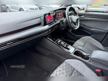 Used Volkswagen Golf 2023 for sale - 76965984: Photo
